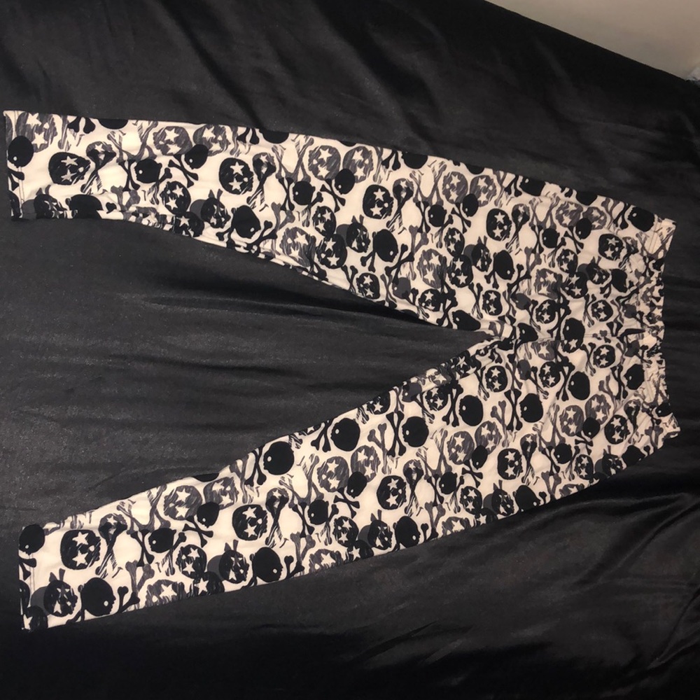 skeleton leggings